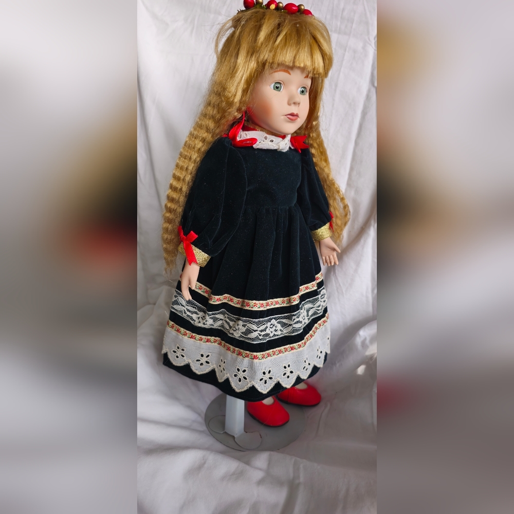 Victorian style porcelain 16" collectible doll